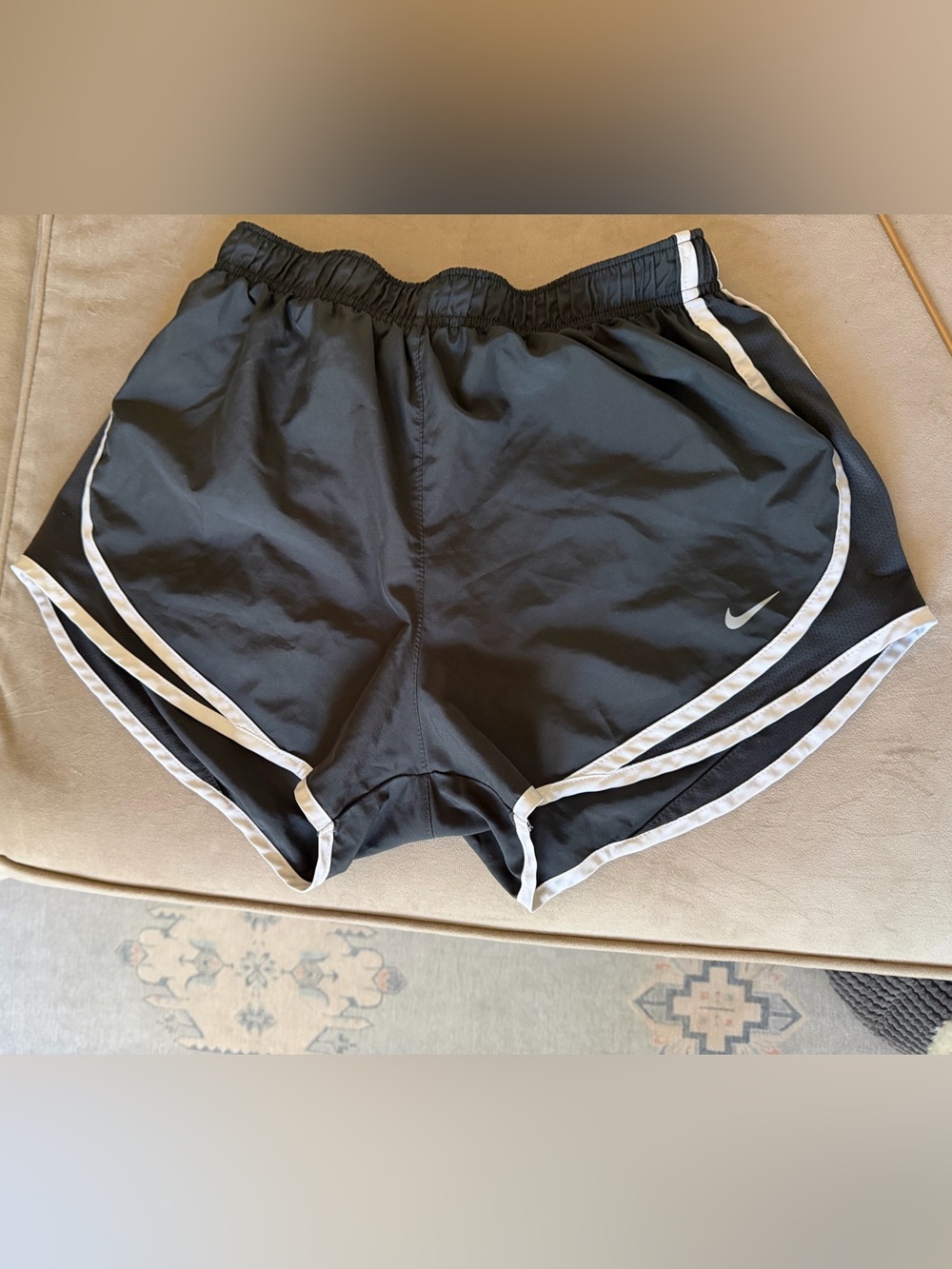 Nike Women's Dri-FIT Tempo Mid-Rise Lined Running Shorts